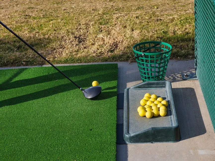 Golf Grip Basics: Build a Repeatable Hold